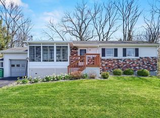 29 Kretch Cir, Wappingers Falls, NY 12590