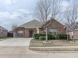 1627 Nashwood Dr, Grand Prairie, TX 75051