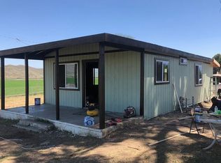 19510 Davis Rd, Nuevo, CA 92567