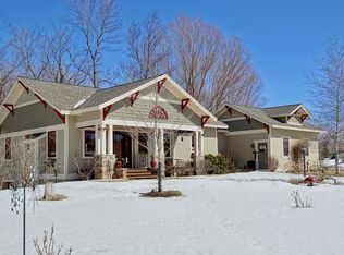 1729 Red Fox Dr, Red Wing, MN 55066