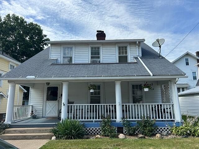 1st image of 213 Clark Ave