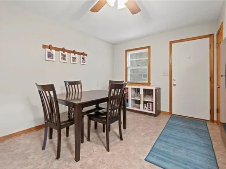 533 Birch St — Photo 11