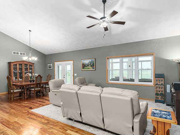 4th image of 2923 W Rollingwood Dr
