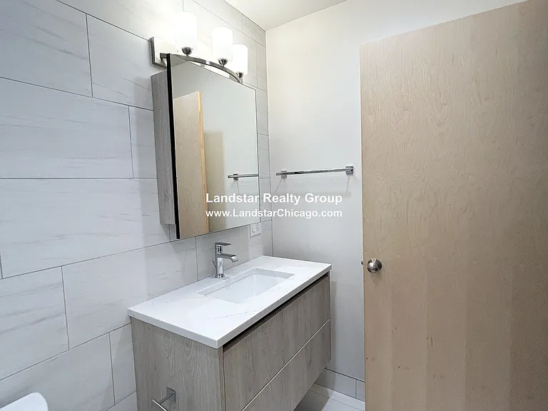 4611 S Ellis Ave #205 — Photo 15