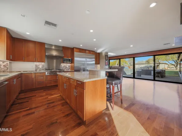 2718 E CAMPO BELLO Drive, Phoenix, AZ 85032