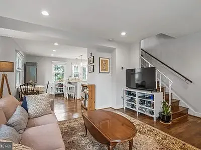 4963 8th St NE — Photo 9