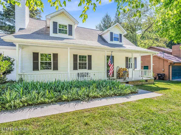 2209 Orchard Meade Ln, Knoxville, TN 37923