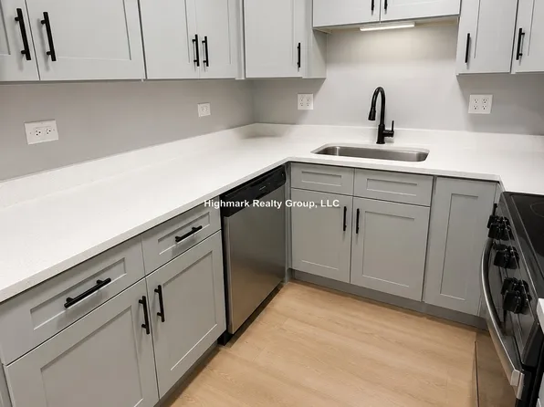 316 Marengo Ave APT 2C, Forest Park, IL 60130