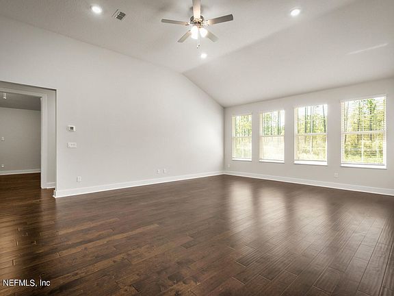 4th image of 36148 PITCH Lane