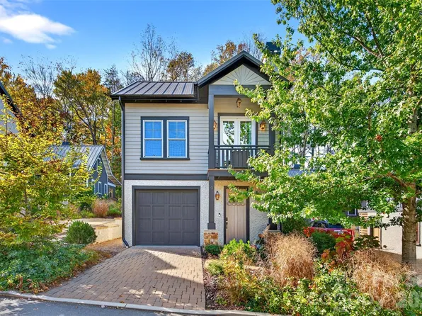 9 Fay Jones Ln, Black Mountain, NC 28711