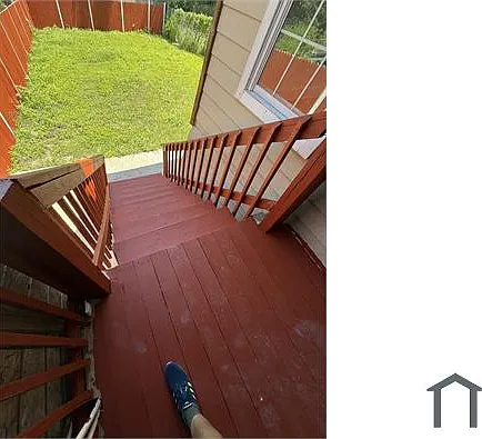 2729 E Commerce St — Photo 20