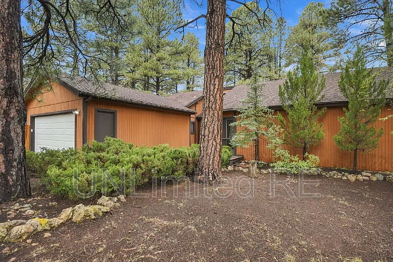 3 bed, 2.0 bath, 1494 sqft, $3,000 — Photo 3