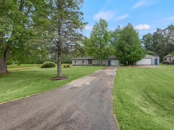W5755 Evergreen Rd #3, Menominee, MI 49858