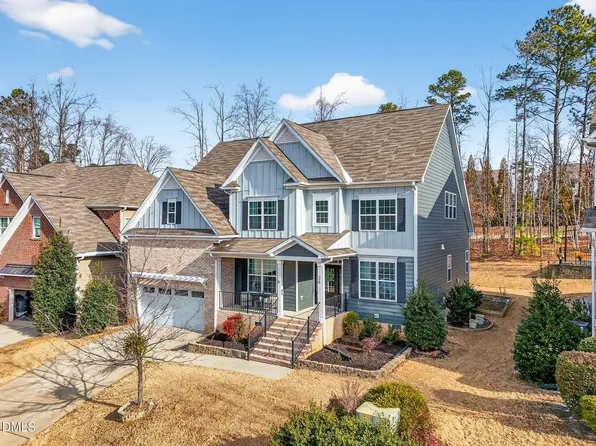 26 Chatsworth Ln, Clayton, NC 27527