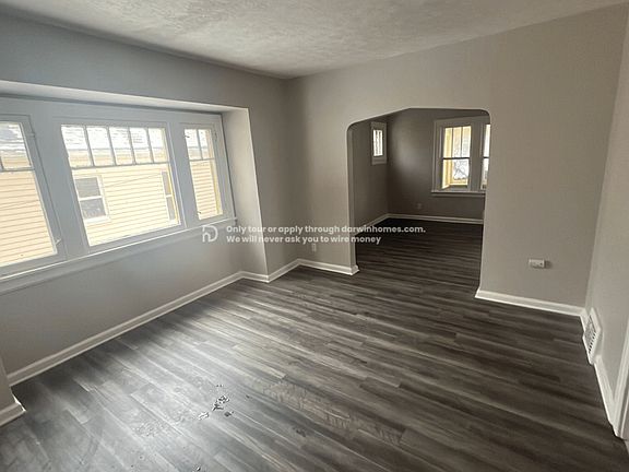 3rd image of 1019 Cordova Ave