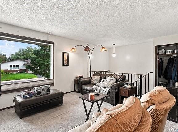 3rd image of 41 Blackley PLACE