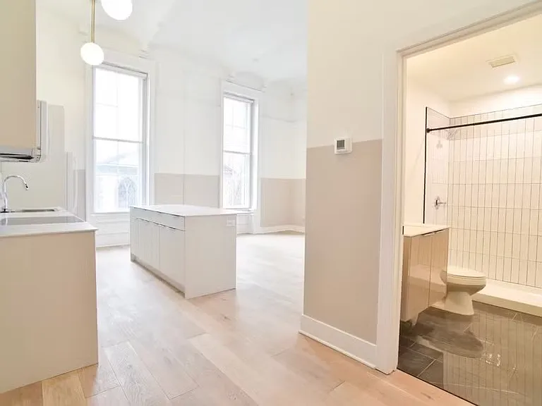 30 W Broad St #209 — Photo 3