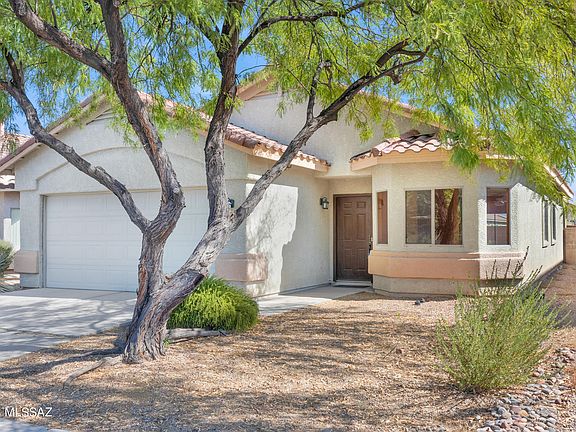 2nd image of 8374 N Sand Dune Pl