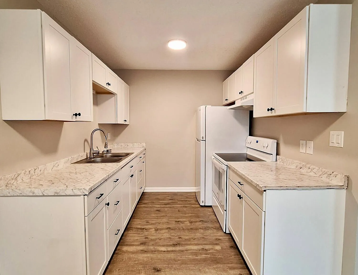 1 bed, 1.0 bath, $750 — Photo 4