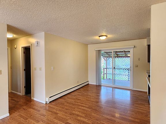 3rd image of 1613 27th Ave #A