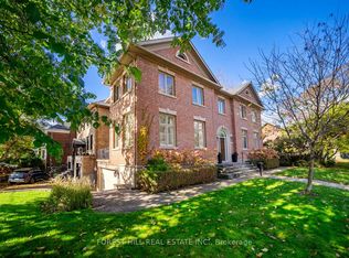 2 Saint Hildas Ave, Toronto, ON M4N 2P4