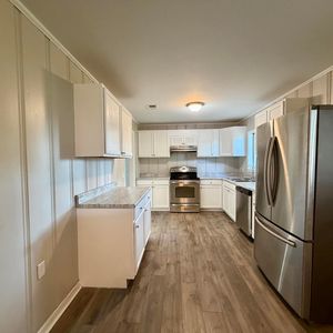202 Robin Dr, Petal, MS, 39465