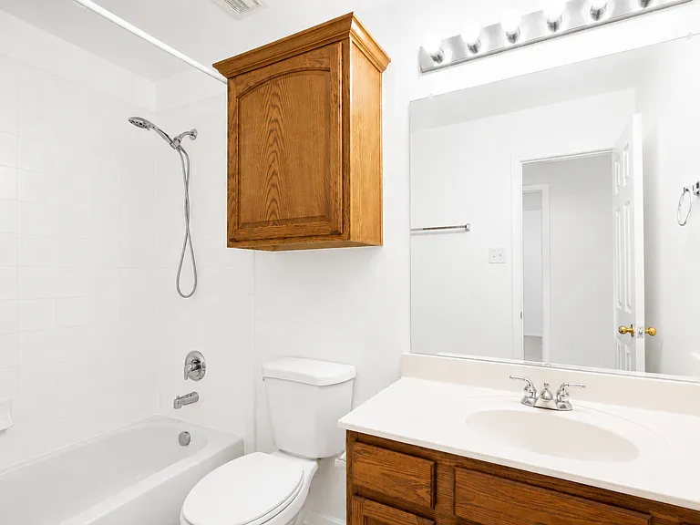 10057 Wyndbrook Dr — Photo 56