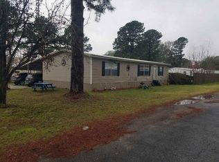 200 Saturn Dr, Trinity, TX 75862