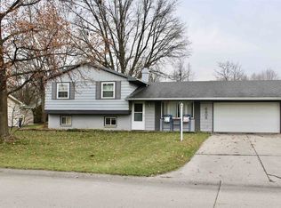 6808 Curwood Dr, Fort Wayne, IN 46835
