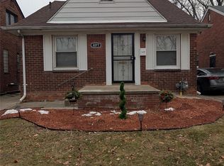 8277 Sussex St, Detroit, MI 48228