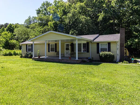 20676 Bayside Rd, Onancock, VA 23417