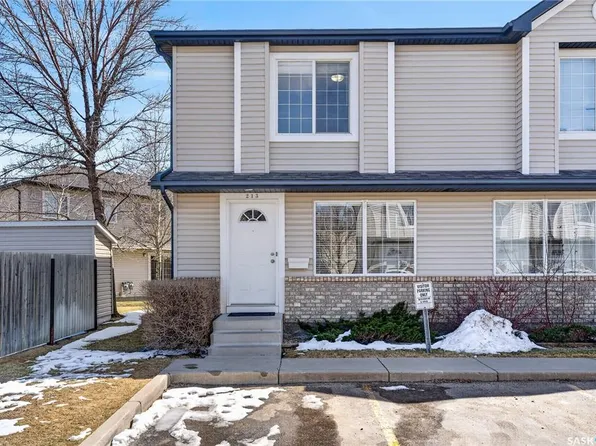UNIT 213-670 Kenderdine ROAD, Saskatoon, SK S7N 4W2