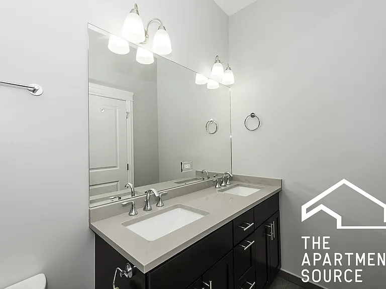 520 N Western Ave #3B — Photo 16