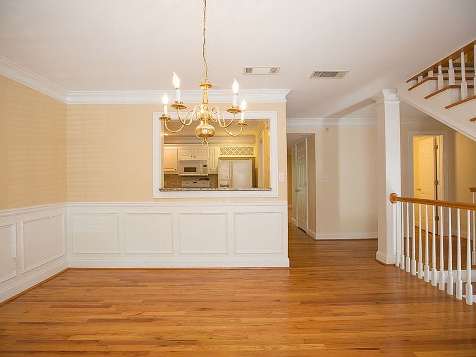 Dinning Room 1