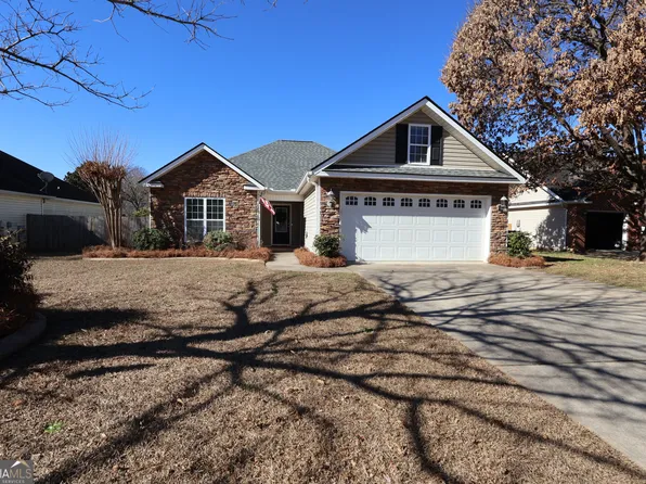 120 Blackstone Ct, Kathleen, GA 31047