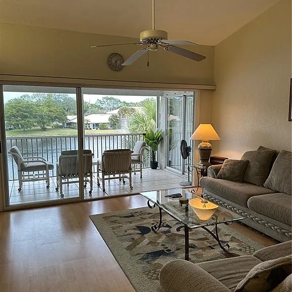 306 Emerald Bay Cir #J5 — Photo 6