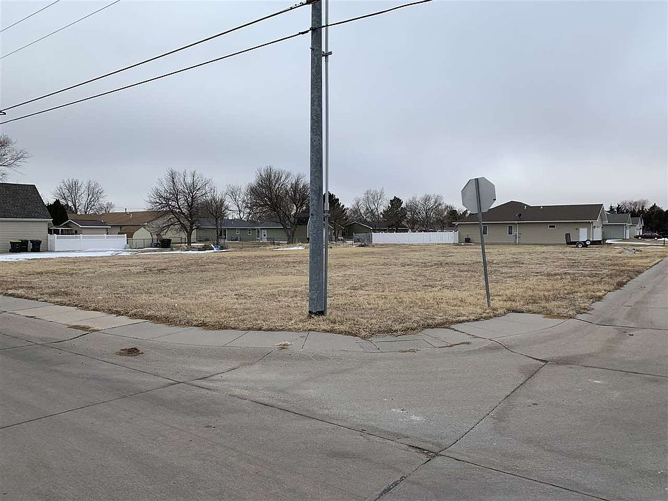 2nd image of 2906 W 4th St