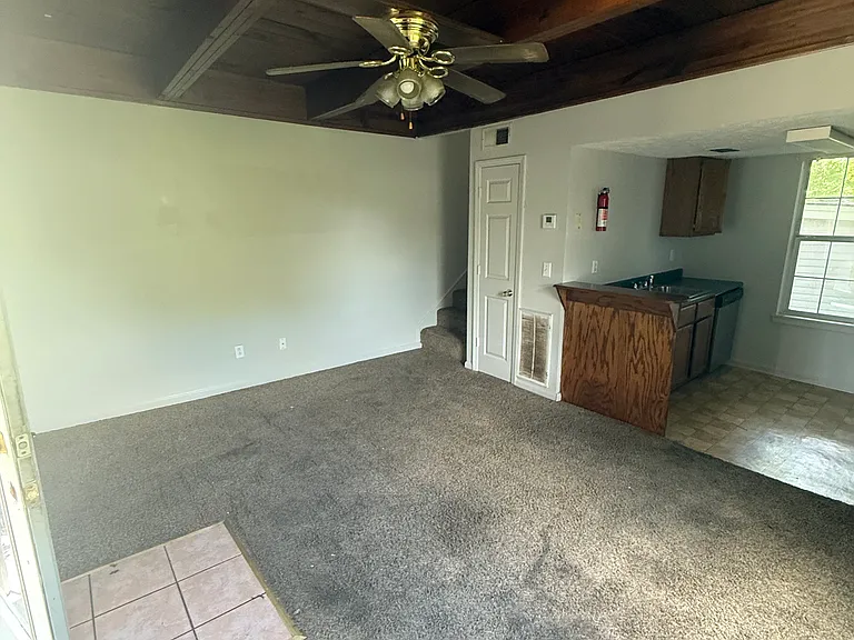 2445 Blackjack Rd — Photo 2