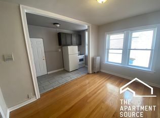 3583 N Milwaukee Ave #3, Chicago, IL 60641
