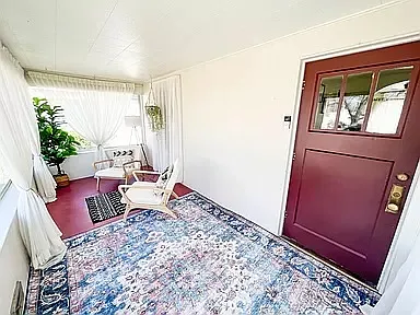 1335 Grand Ave — Photo 2