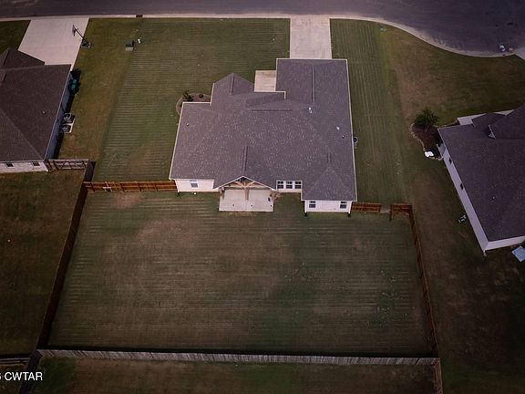 3rd image of 127 Brookside Cv