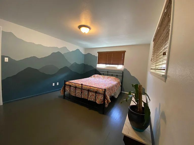 2722 Flintridge Dr — Photo 16