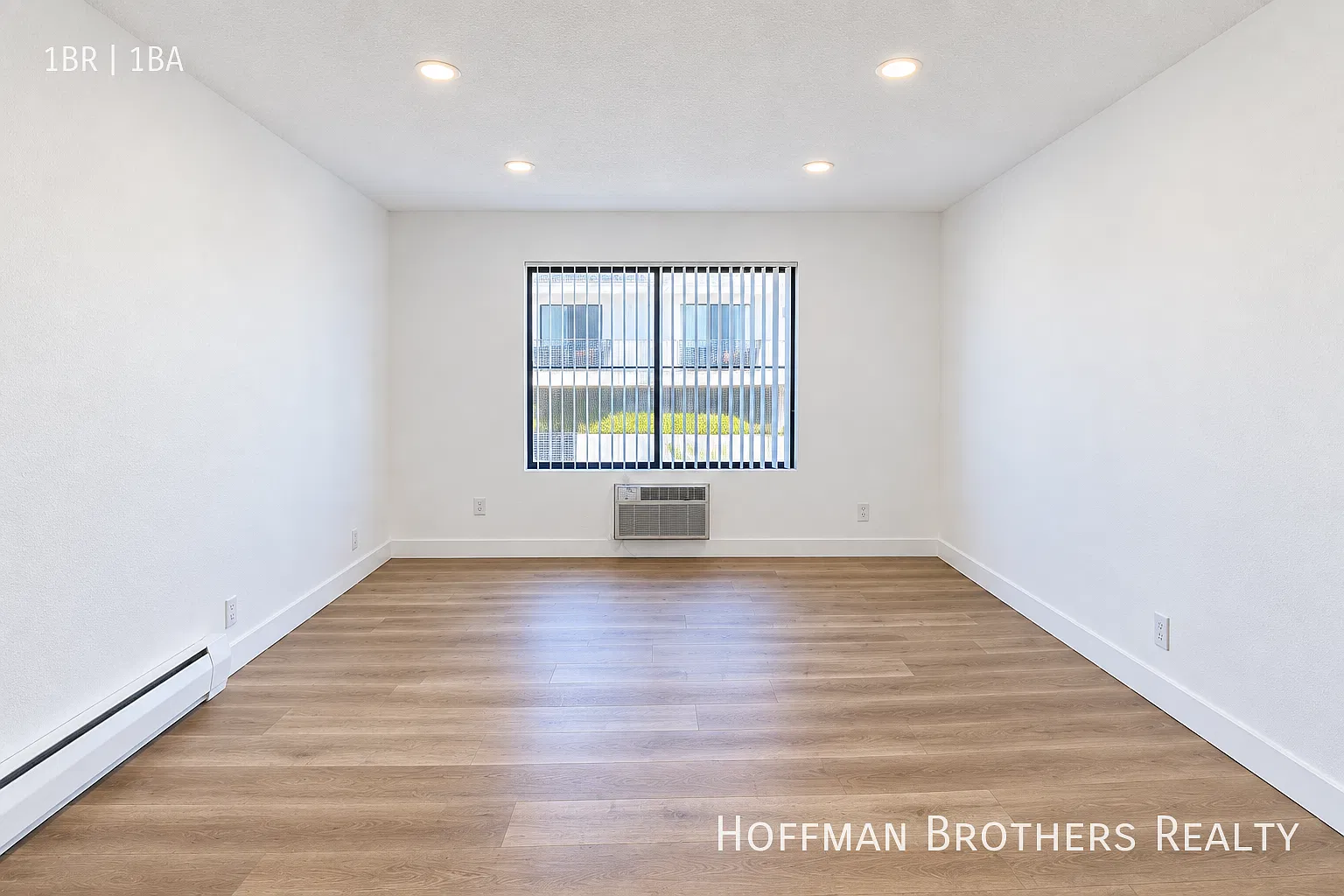 6561 Fulton Ave Van Nuys, CA 91401 — Photo 1