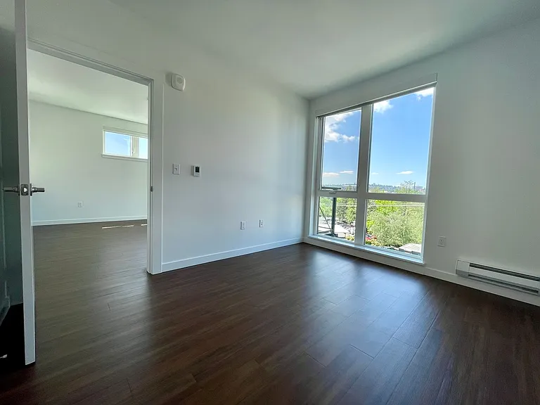 Spur Apartments — Photo 253