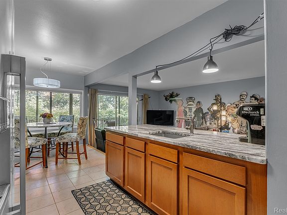 5th image of 16557 Middlebelt Rd #19