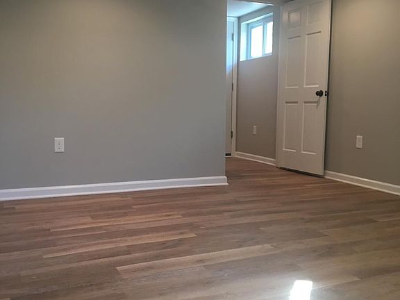 Large Bedroom