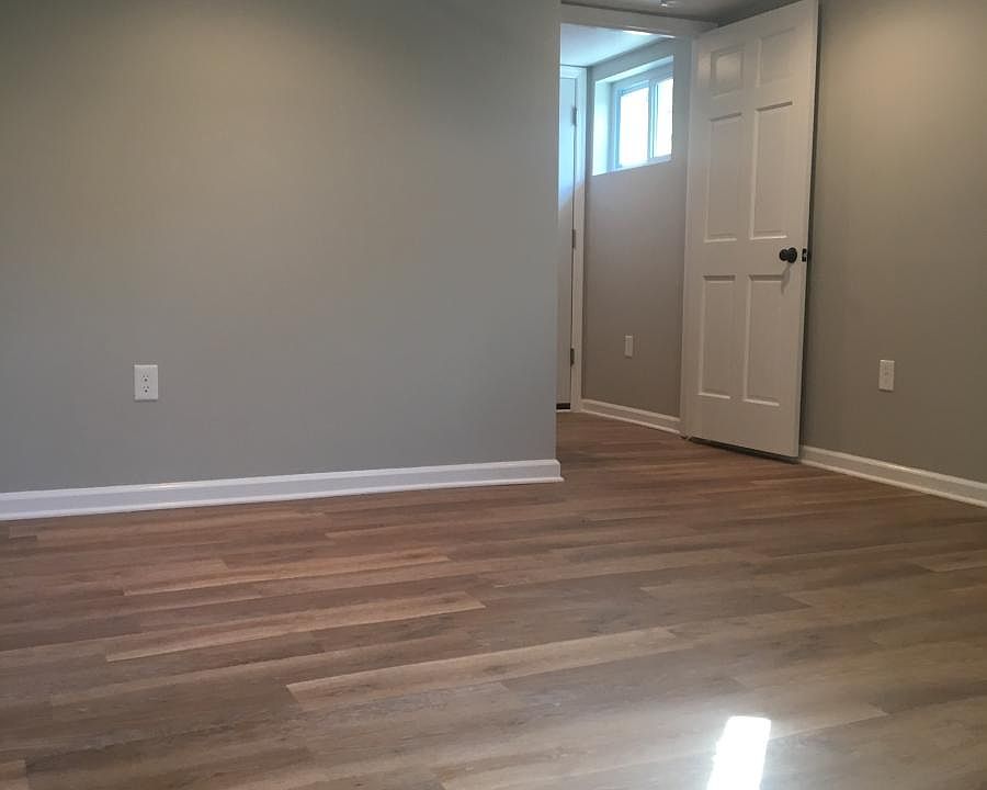 Large Bedroom