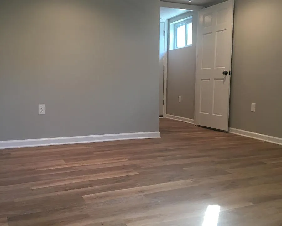 Large Bedroom