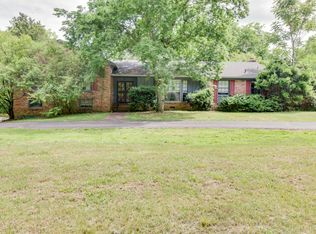 1125 Battery Ln, Nashville, TN 37220