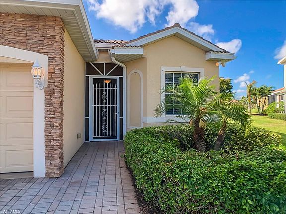 3rd image of 2766 Blue Cypress Lake Ct